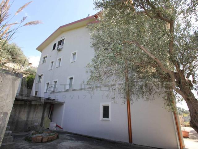 Casa indipendente in vendita a Zumpano CS