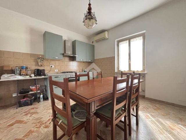 Casa indipendente in vendita ad Atri via cavalieri, 1