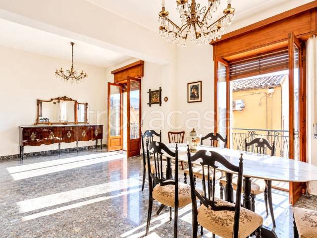 Casa indipendente in vendita ad Aci Sant'Antonio via Guglielmo Marconi