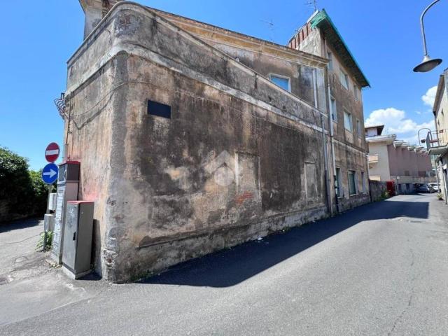 Casa indipendente in vendita ad Acireale via Canale Torto, 176
