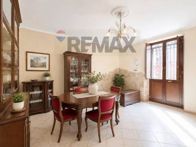 Casa indipendente in vendita ad Acireale