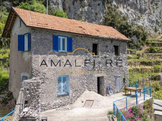 Casa indipendente in vendita ad Agerola via Pennino