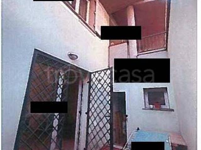 Casa indipendente in vendita ad Agliana via Giacomo Puccini, 41