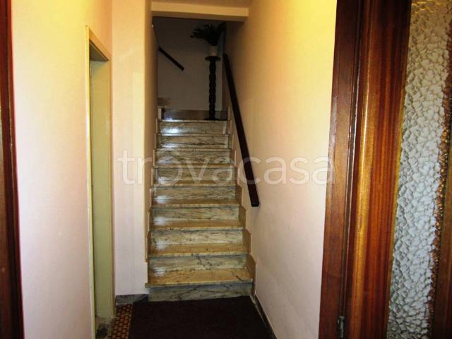 Casa indipendente in vendita ad Agnone via Gualterio, 7