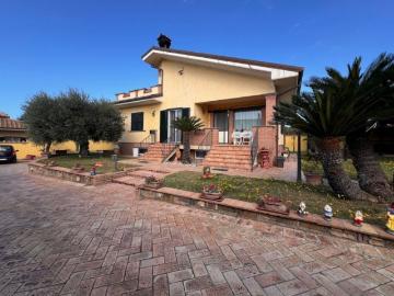 Piazza Santa Maria Regina - Terrazzo, Riscaldamento