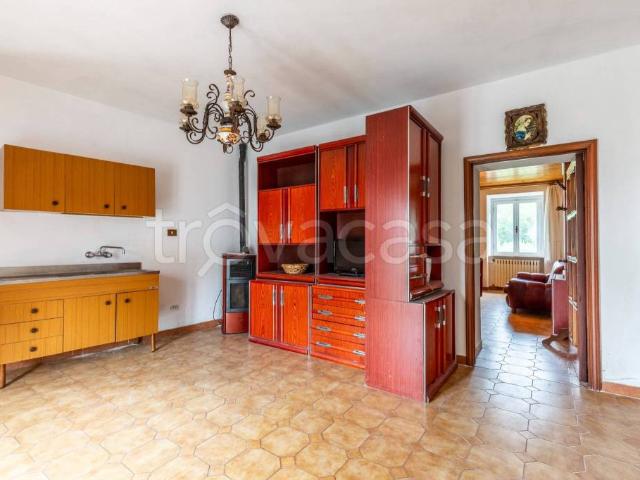 Casa indipendente in vendita ad Arezzo, Rigutino