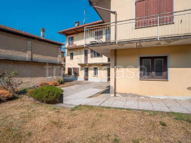 Casa indipendente in vendita ad Armeno