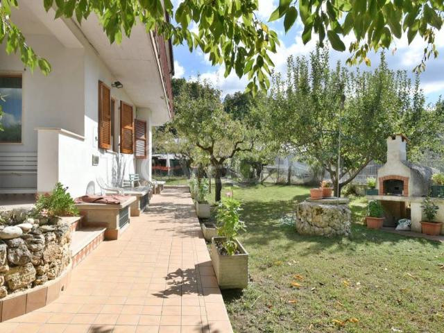 Casa indipendente in vendita ad Ascoli Piceno