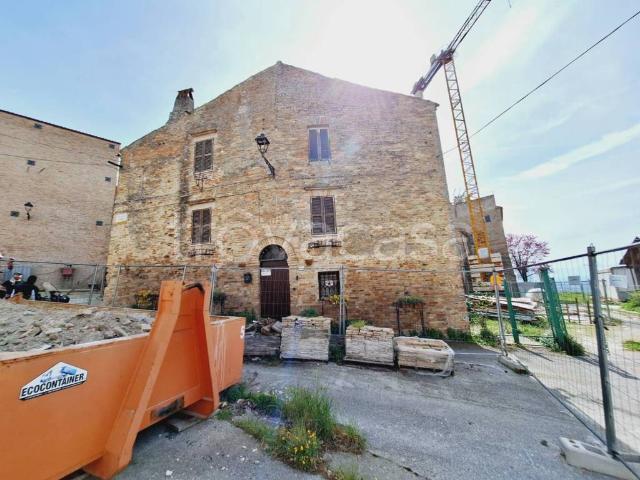 Casa indipendente in vendita ad Aso, Montefiore dell'Aso
