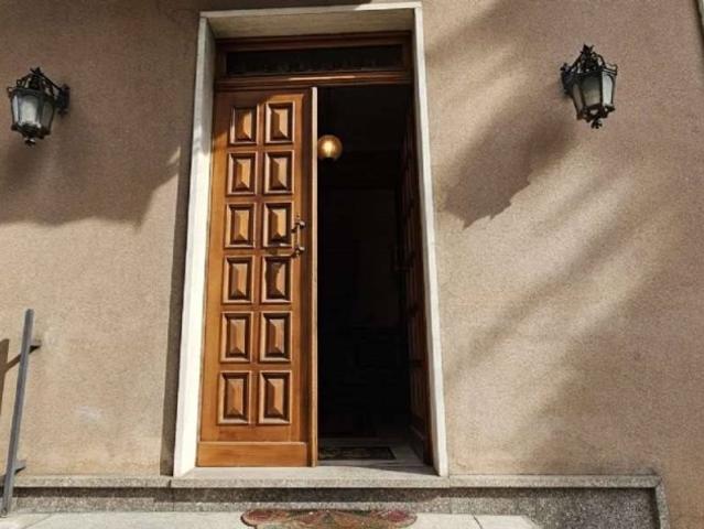 Casa indipendente in vendita ad Asti via dei Bottai 1, Corso Savona Trincere