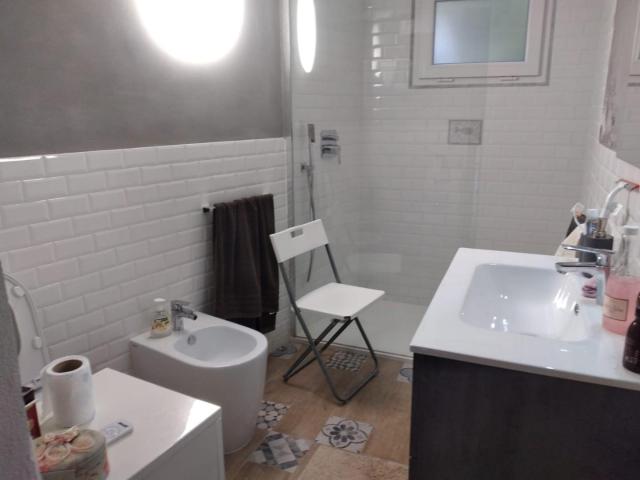 Casa indipendente in vendita, Carrara castelpoggio