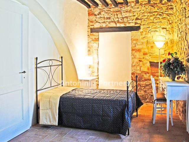 Casa indipendente in vendita in frazione izzalini, Todi