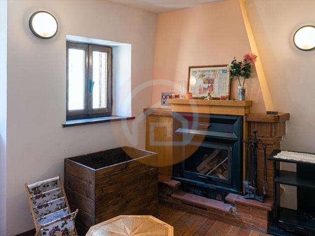 Casa indipendente in vendita in via degli andreini 2 trassilico, Gallicano