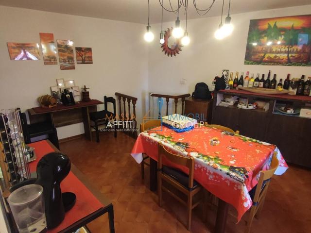 Casa indipendente in vendita in via dei colli 29, Massa