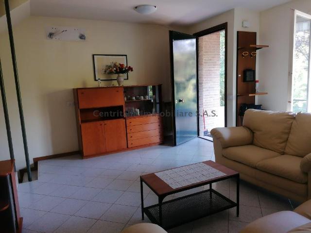 Casa indipendente in vendita in via della linea 17, Urbino