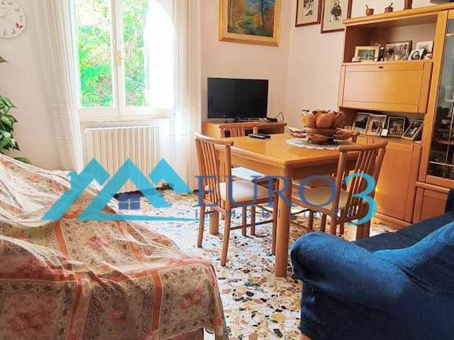 Casa indipendente in vendita in via iseo, Folignano