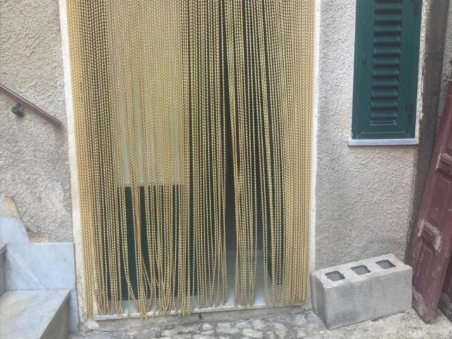 Casa indipendente in vendita in via roma, Prizzi
