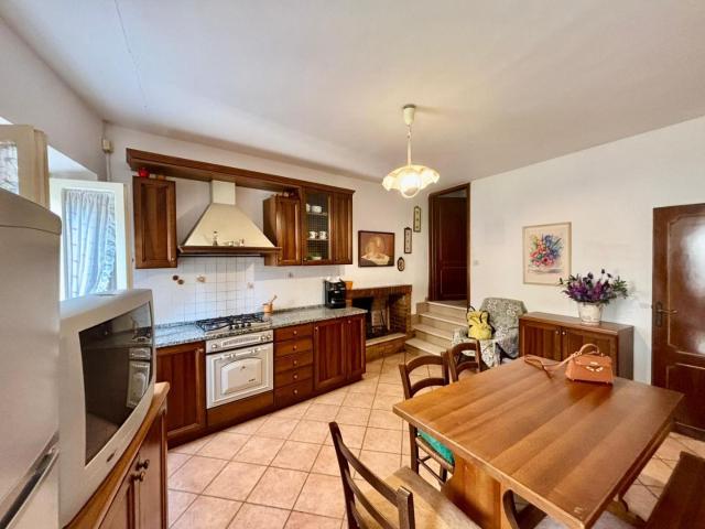 Casa indipendente in vendita, Lajatico orciatico