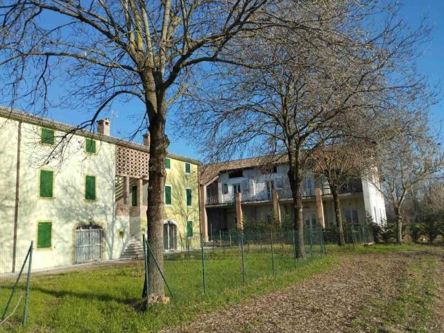 Casa indipendente in affitto a Collecchio PR