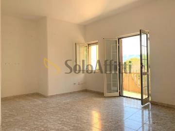 Casa Indipendente in affitto a Catanzaro, non arredato/vuoto, posto auto, terrazzo TrovaCasa