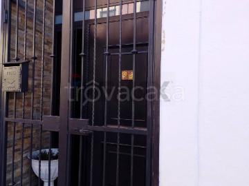 Casa Indipendente in affitto a Catania via cavaliere, arredato, terrazzo, esposizione interna TrovaCasa