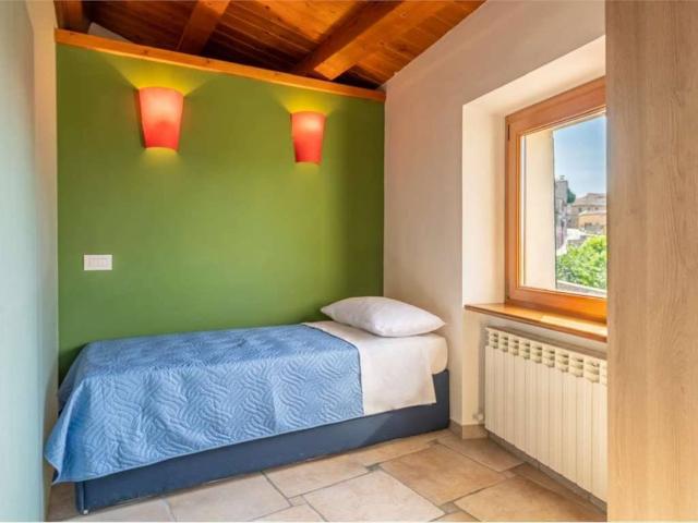 Casa indipendente in affitto a Camerano AN