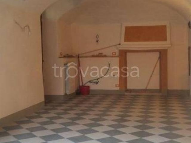 Casa indipendente in affitto a Caraglio via Giovanni Raposo, 10