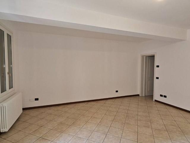 Casa indipendente in affitto a Carpi MO