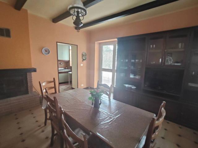 Casa indipendente in affitto a Castel San Giovanni PC