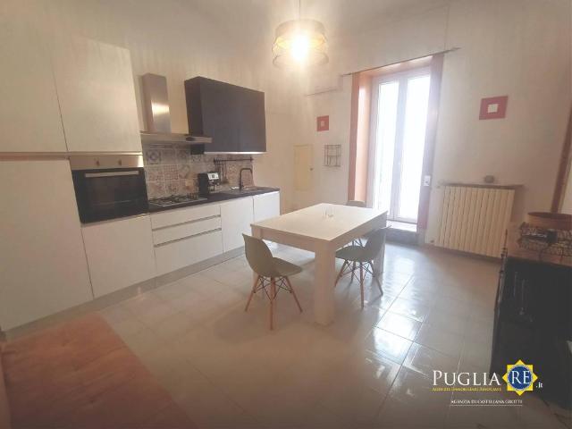 Casa indipendente in affitto a Castellana Grotte BA