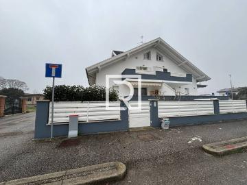 Casa indipendente in affitto a Cervia RA