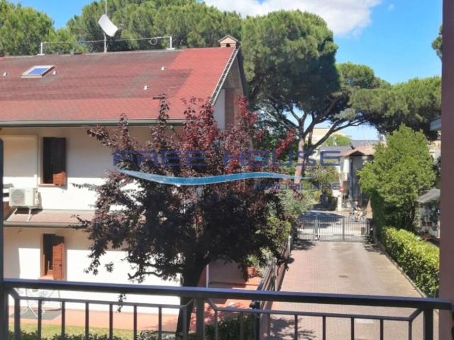 Casa Indipendente in affitto a Cervia viale Vittorio Veneto, 7, arredato, posto auto, buono stato TrovaCasa