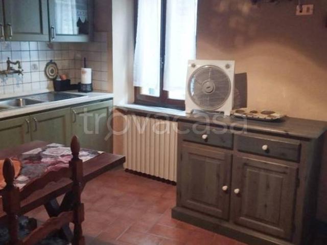 Casa indipendente in affitto a Chianni