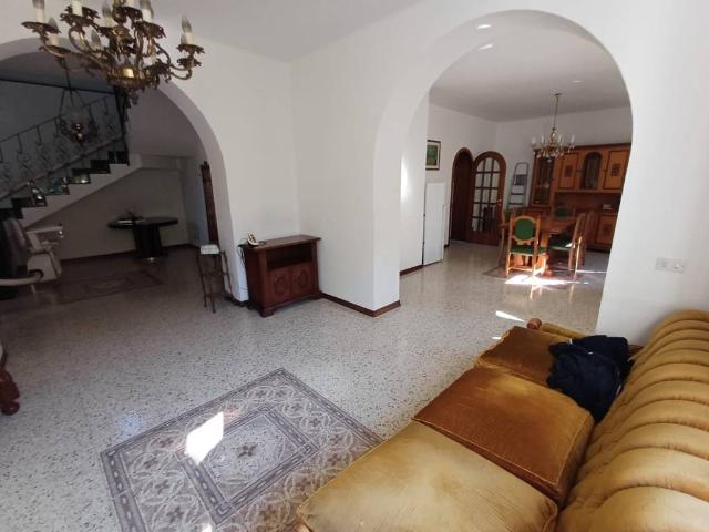 Casa indipendente in affitto a Chiaravalle AN