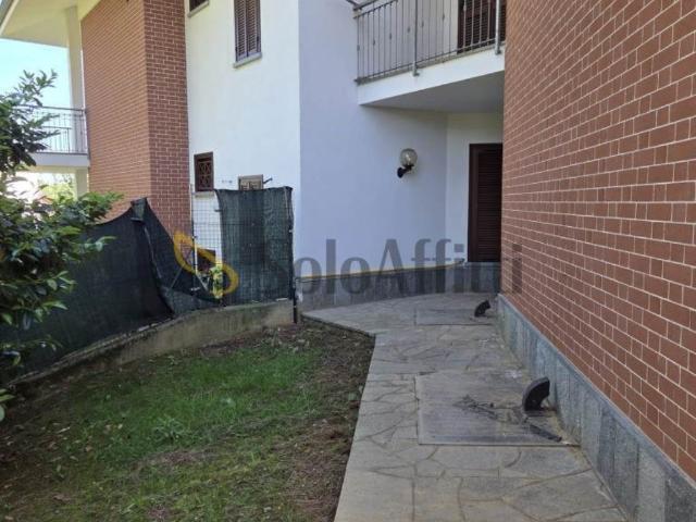 Casa Indipendente in affitto a Chieri corso Torino, 84, non arredato/vuoto, giardino privato, terrazzo TrovaCasa