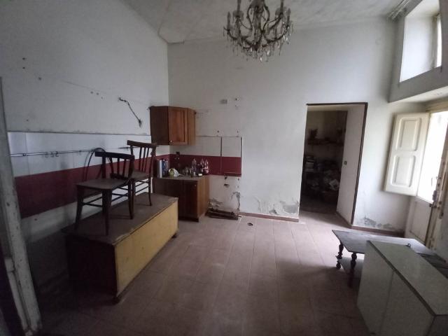 Casa Indipendente in affitto a Cicciano via Caserta 14, terrazzo, caminetto, centrale TrovaCasa