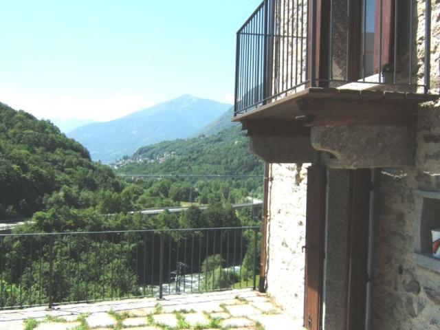 Casa indipendente in affitto a Crevoladossola VB