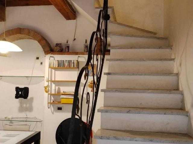 Casa indipendente in affitto a Arcola SP