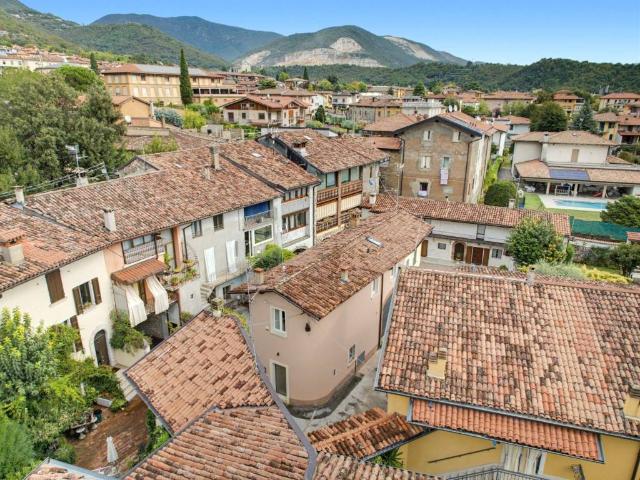 Casa indipendente in affitto a Botticino BS