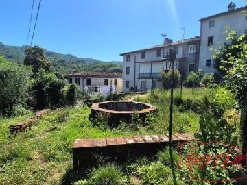 Casa indipendente in affitto a Borgo a Mozzano LU