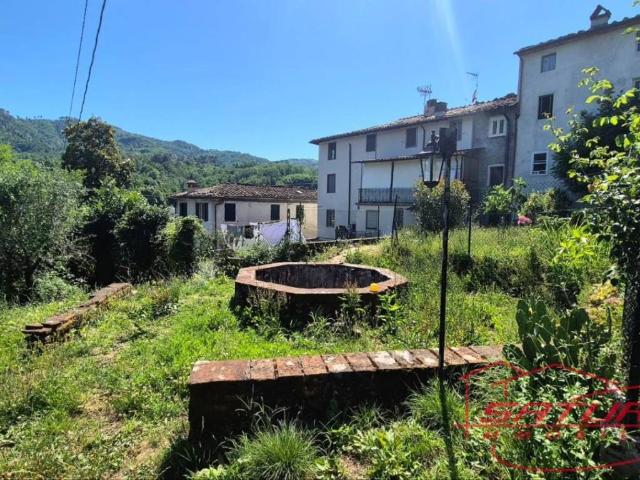 Casa Indipendente in affitto a Borgo a Mozzano via Pieve di Valdottavo, arredato, giardino privato, aria condizionata TrovaCasa
