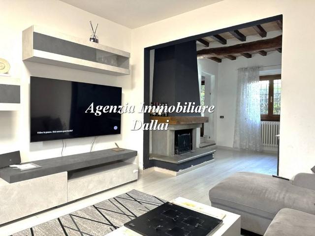 Casa indipendente in affitto a Borgo San Lorenzo FI