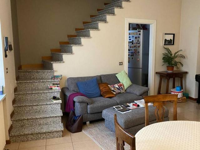 Casa indipendente in affitto a Baveno VB