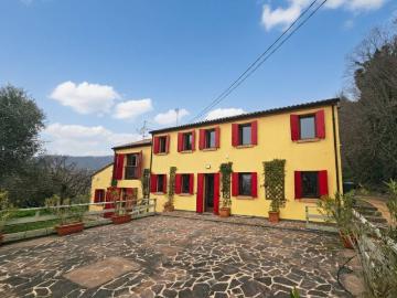 Casa indipendente in affitto a Baone PD
