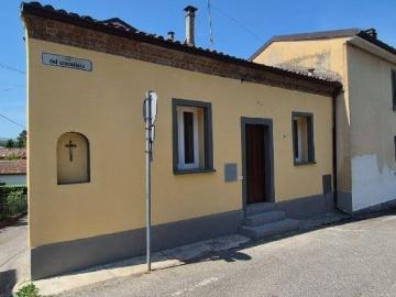 Casa indipendente in affitto a Godiasco Salice Terme PV