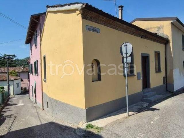 Casa Indipendente in affitto a Godiasco Salice Terme via del Crocefisso, 12, box, parzialmente arredato, ristrutturato TrovaCasa