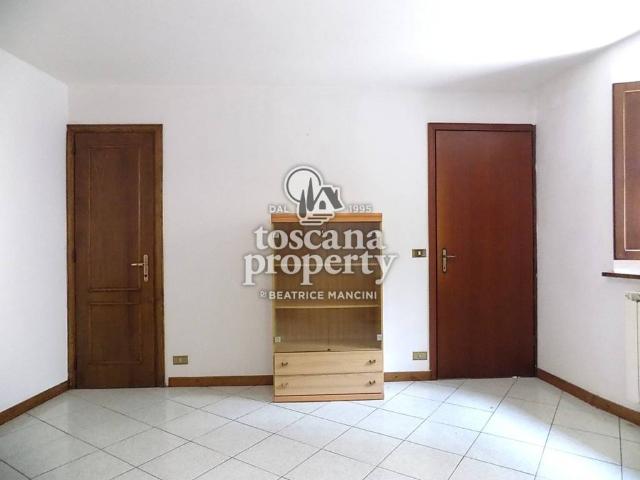 Casa Indipendente in affitto a Gallicano, riscaldamento autonomo, parzialmente arredato, caminetto TrovaCasa