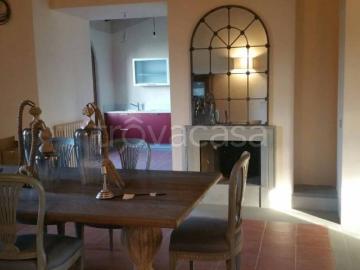 Casa Indipendente in affitto a Empoli, arredato, giardino privato, terrazzo TrovaCasa