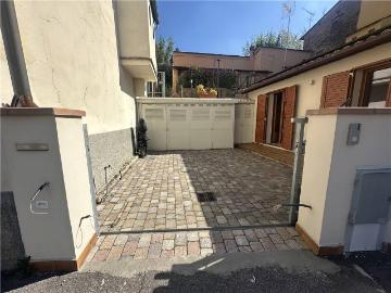 Casa indipendente in affitto a Empoli FI