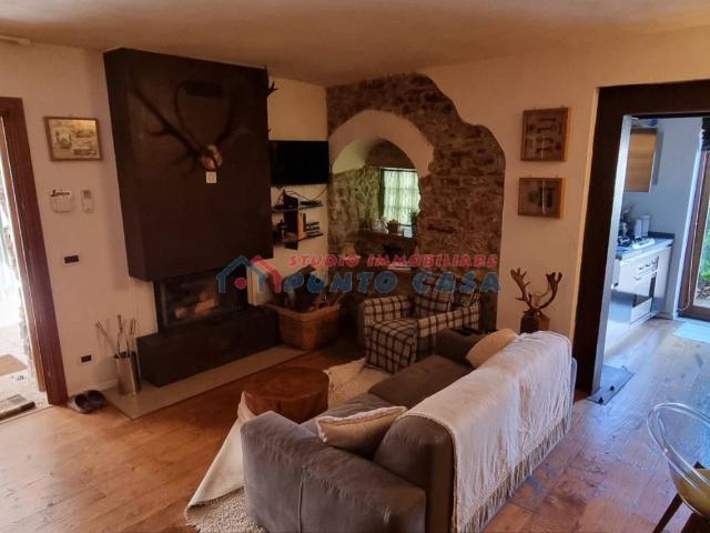 Casa indipendente in affitto a Erice TP